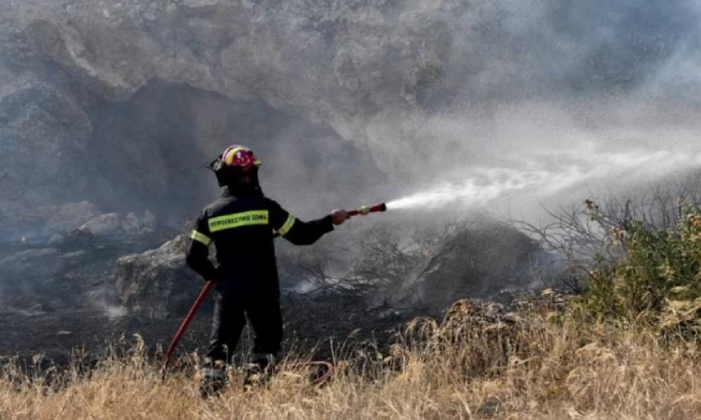 Συναγερμός στην Πυροσβεστική: Πυρκαγιά ξέσπασε στη Νάξο